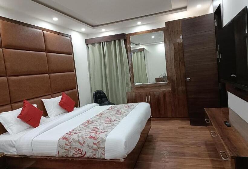 Семейный Номер Deluxe, Super Collection O Mall Road Nainital