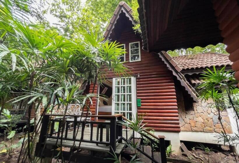 Четырехместный Номер Стандарт Вид на Сад, ้hilly Phitsano Resort