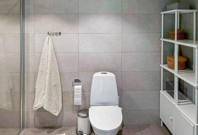 Номер Стандарт, Room In Guest Room   Guest Room Close To Malmö Arena