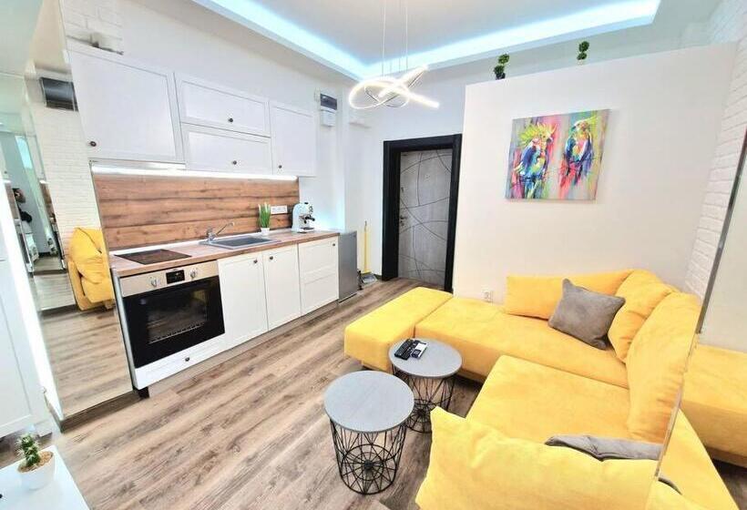 استودیوی استاندارد, The Little Prince Studio