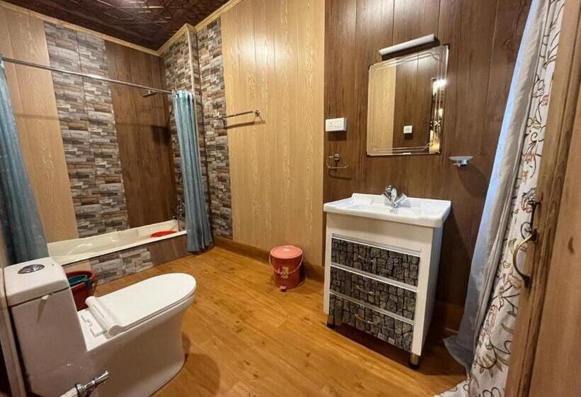 اتاق استاندارد, Floating Luxury Group Of Houseboats