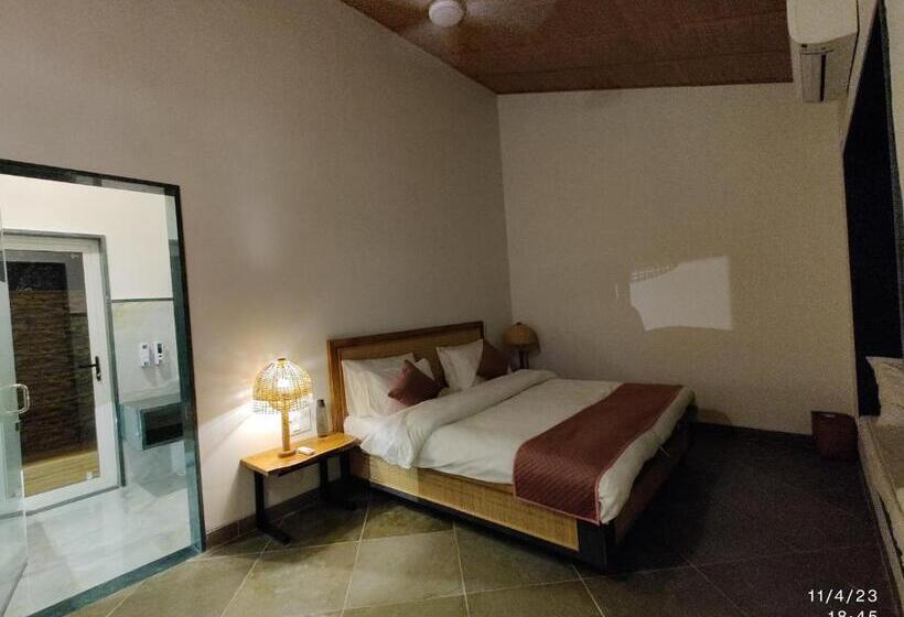 标准房带园景, Girisadan Organic Farm Retreat & Botanical Forest