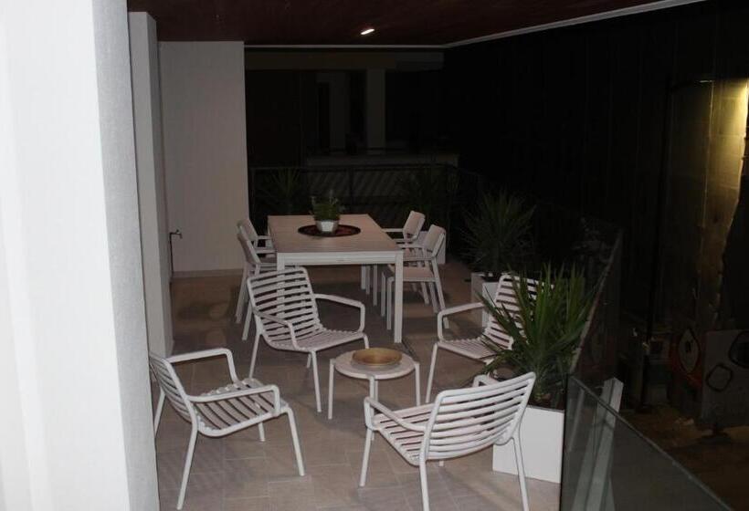 آپارتمان 2 خوابه, Novatek Apartment 201 Exclusive