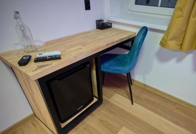Номер Deluxe Вид на Сад, Penzion Pod Hazmburkem