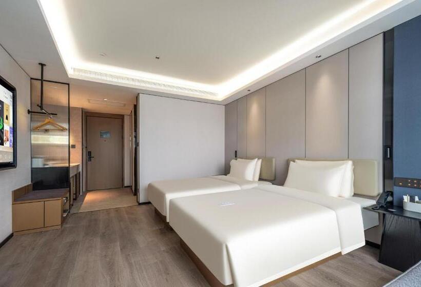 Номер Superior, Atour Hotel Qingdao Tangdao Bay Jinggangshan Station