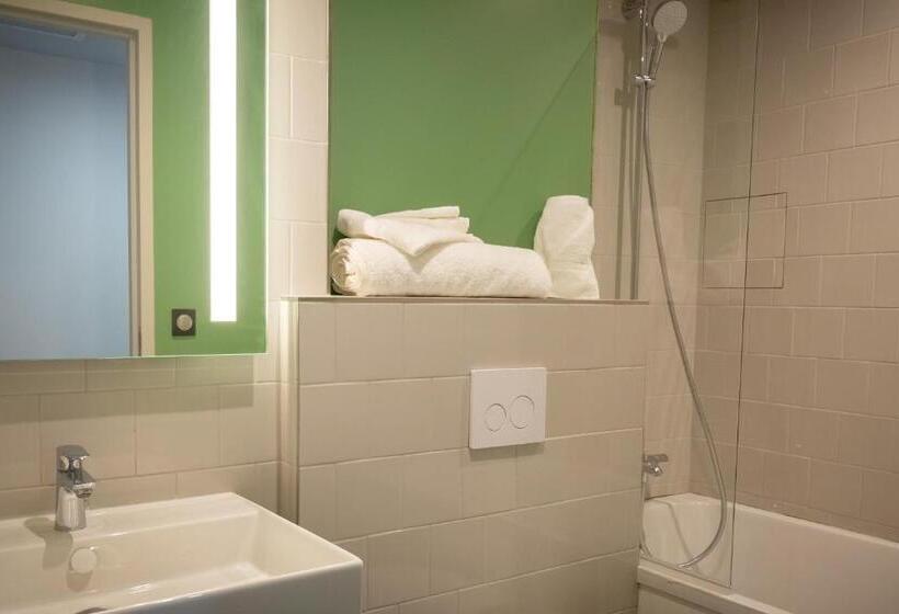Семейный Номер, Best Western 11bauer Paris Saint Ouen