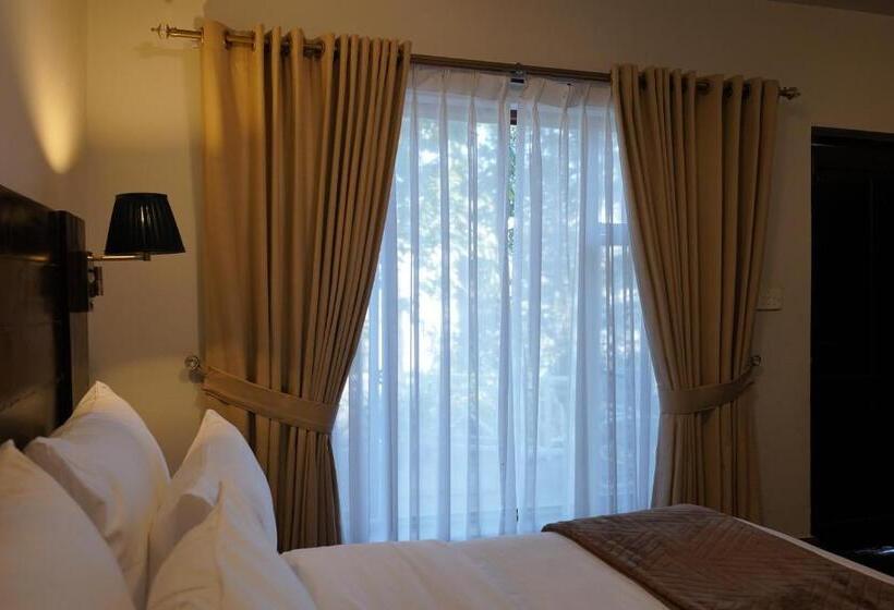 اتاق لوکس, Terrace Hills Resort