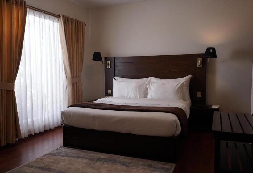اتاق لوکس, Terrace Hills Resort