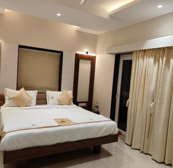 带阳台的豪华间, Forest Breeze Inn