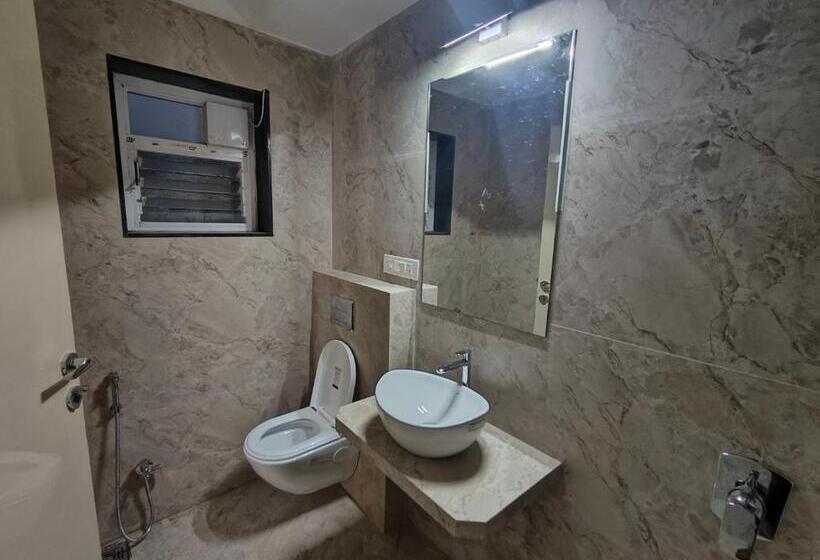 Номер Deluxe с Балконом, Forest Breeze Inn