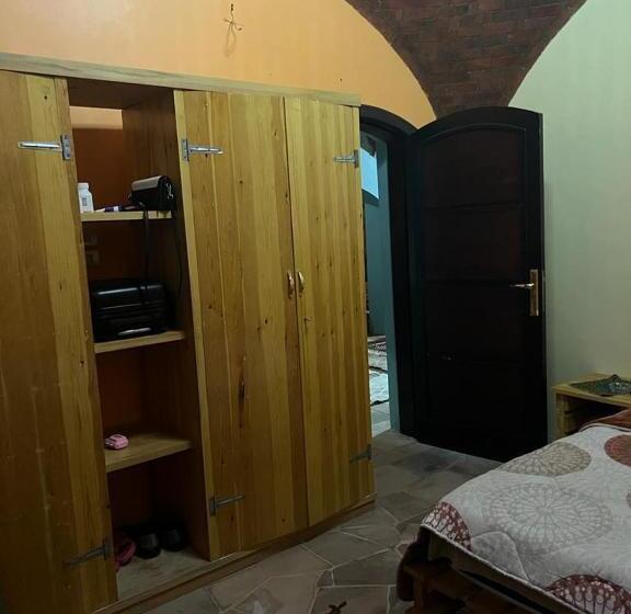 کلبه ییلاقی, Hoolli Villa