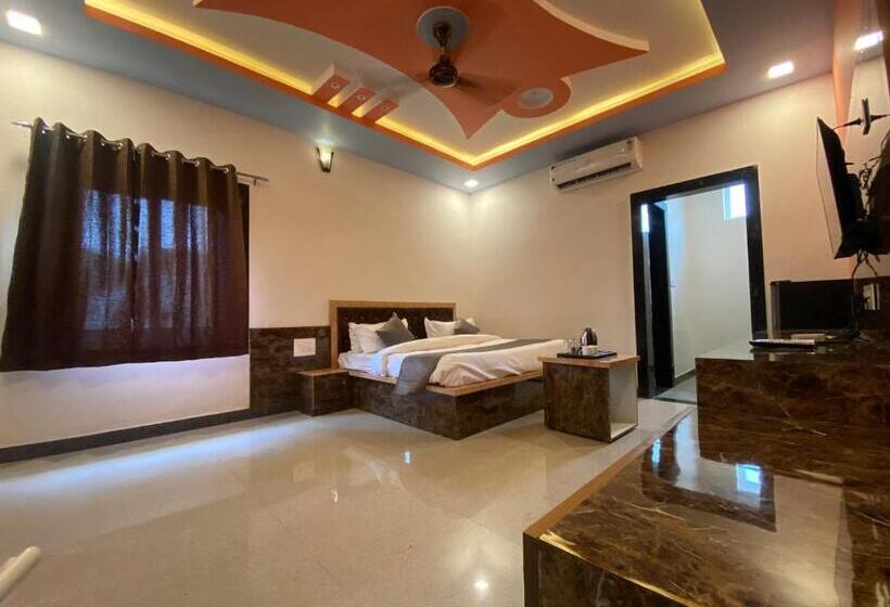 豪华房间, Shree Yog Maya Resort