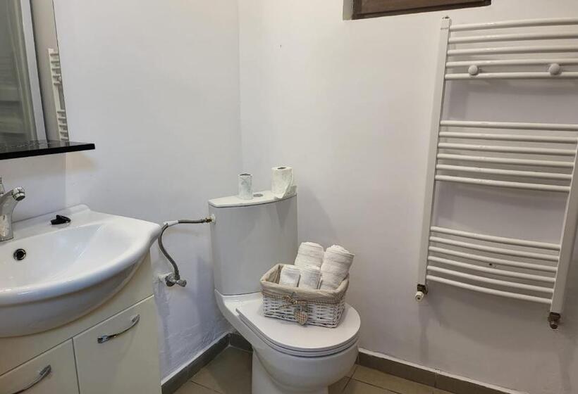 Quarto Estandar, Adac Boutique