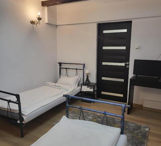 Quarto Superior, Adac Boutique