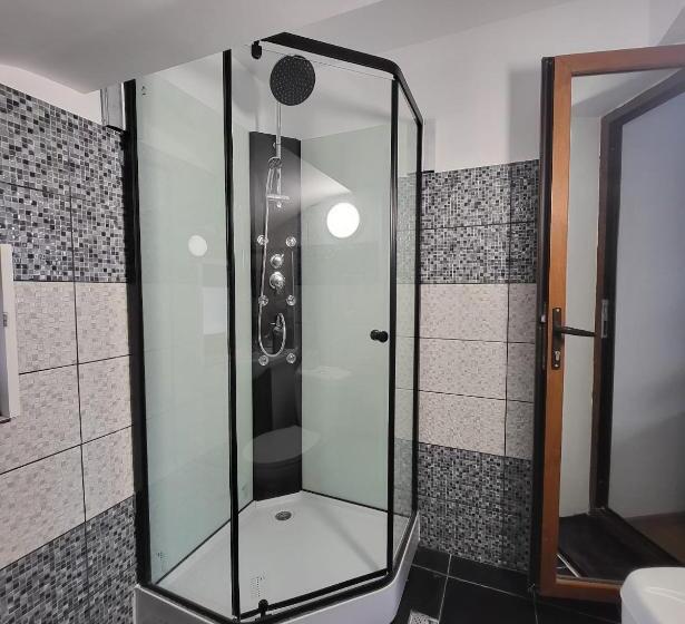 Номер Deluxe Кровать Кинг, Adac Boutique