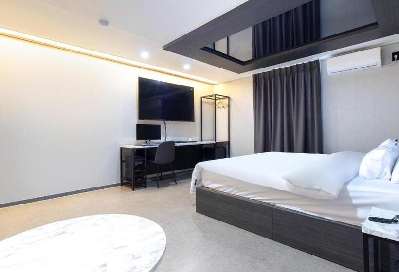 스탠다드 룸, Hwaseong Stay13