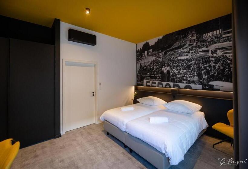 Номер Стандарт, Les Thermes De Spa By La Cour De La Reine Hôtel, Suites & Accès Gratuit Au Centre Thermal