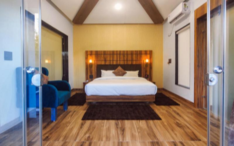Вилла с 1 спальней и бассейном, The Gajraj Resort Pench