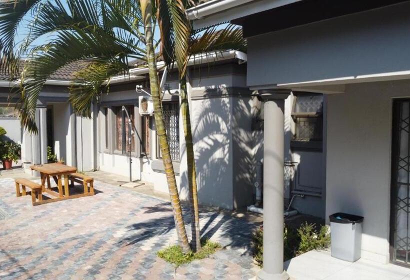 Номер Стандарт Трехместный, Enhle Bed And Breakfast