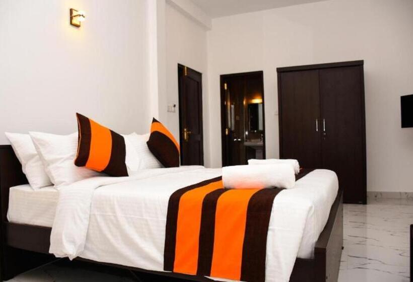 Трехместный Номер Deluxe, Mamma Raji Hotel   Freedom Paradise