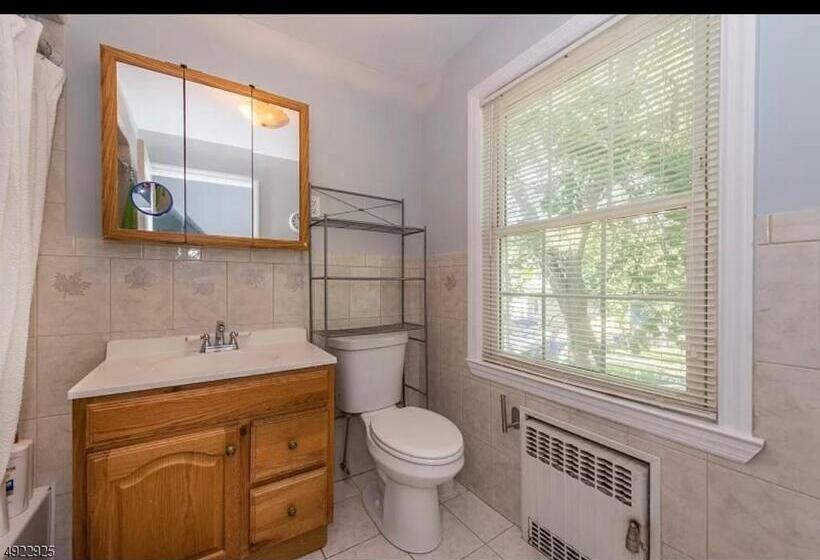 Номер Стандарт, Room In House   Charming Private Room Complete4