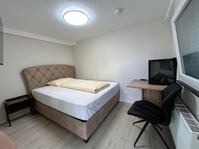 スタンダードシングルルーム, Rheinischer Hof Appartements