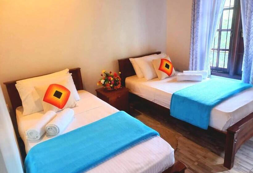 اتاق سوپریور, Dinu Lanka Resort