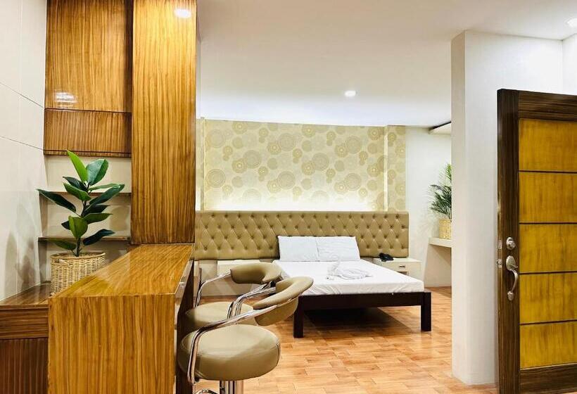 Семейный Номер, Dreaming Forest Hotel   Libjo, Batangas