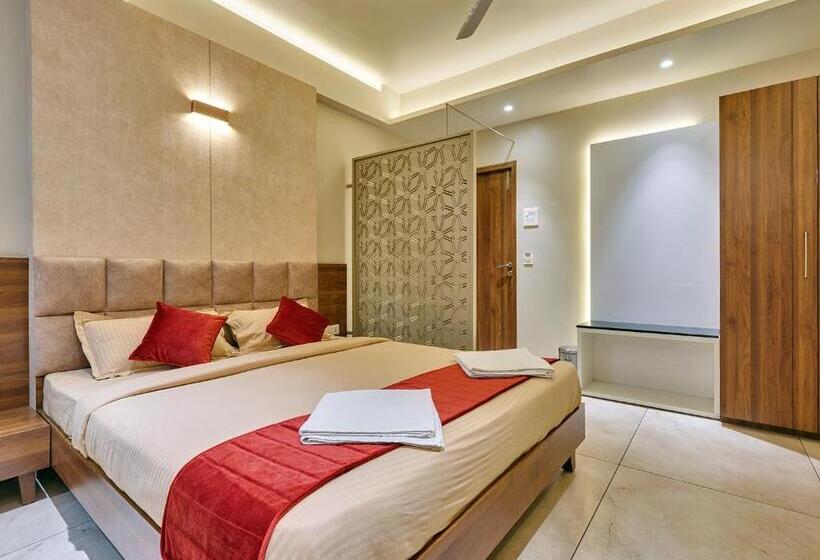 古典房间, Swamini Kolhapur