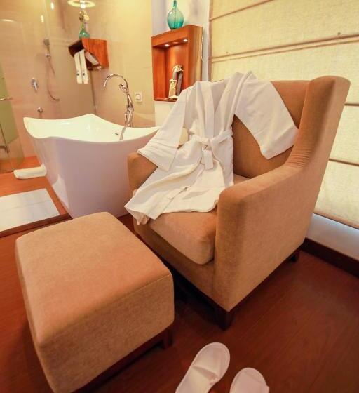 Люкс Повышенной Комфортности, Wisdom Boutique Resort