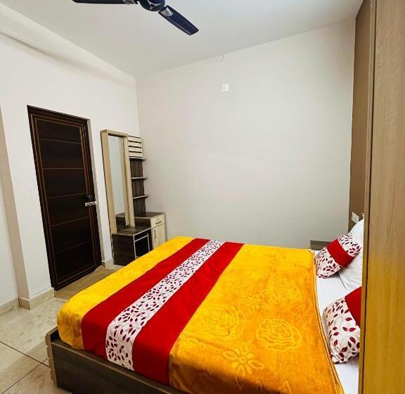 스탠다드 룸, Luxe Hotel   Rooms & Villas Wayanad