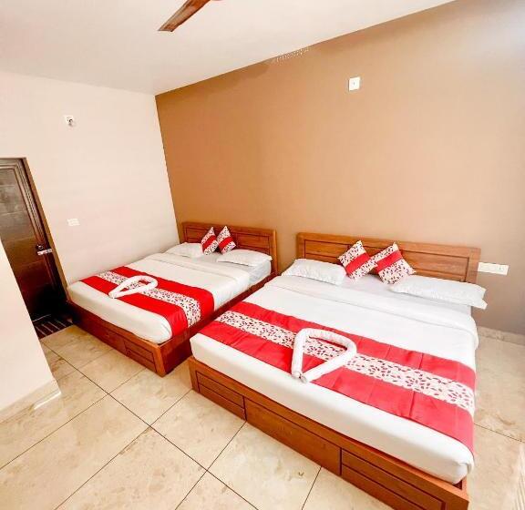 Четырехместный Номер Стандарт, Luxe Hotel   Rooms & Villas Wayanad