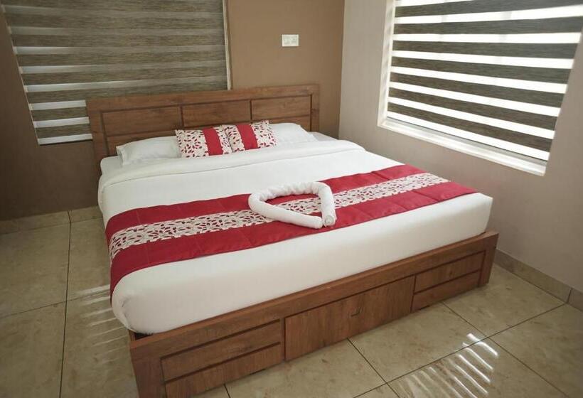 Дом 3 Спальни, Luxe Hotel   Rooms & Villas Wayanad