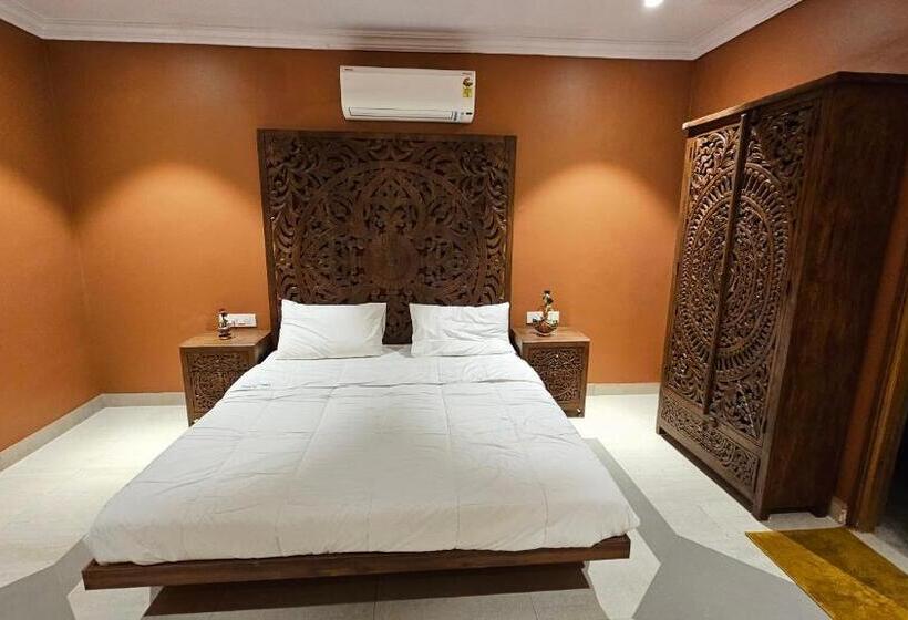 带大床的豪华间, Marwar House