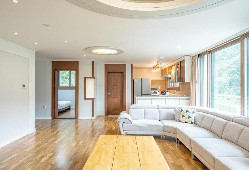 Люкс, Die Pause Pool Villa Pension