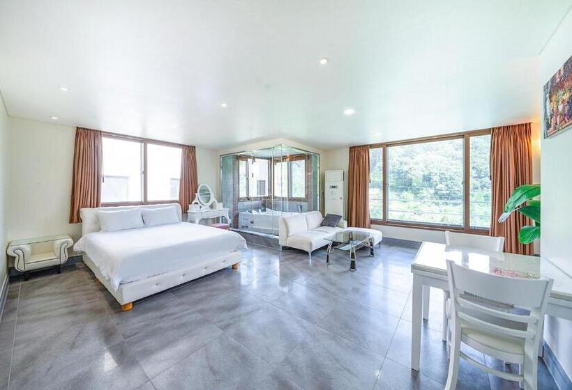 Номер Deluxe, Die Pause Pool Villa Pension