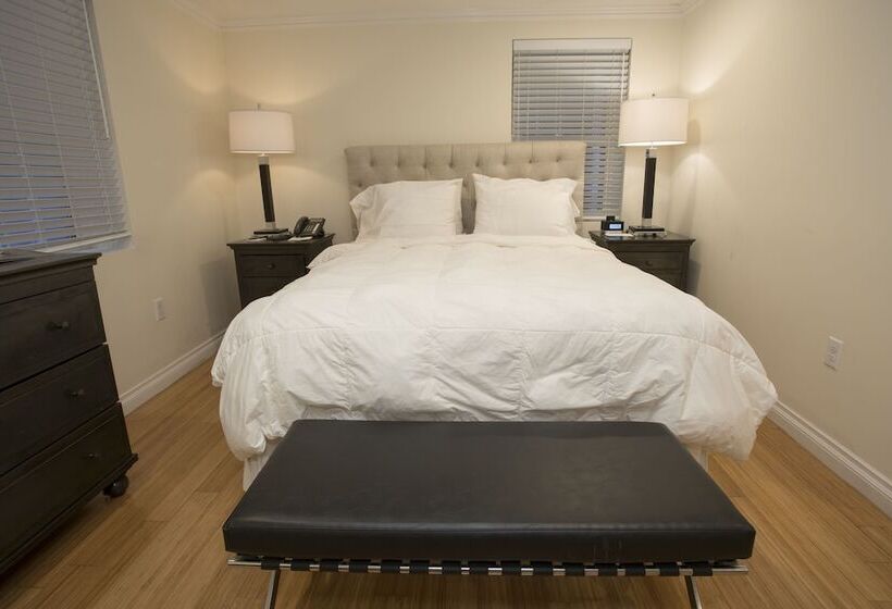 스탠다드 스튜디오, Bricco Suites