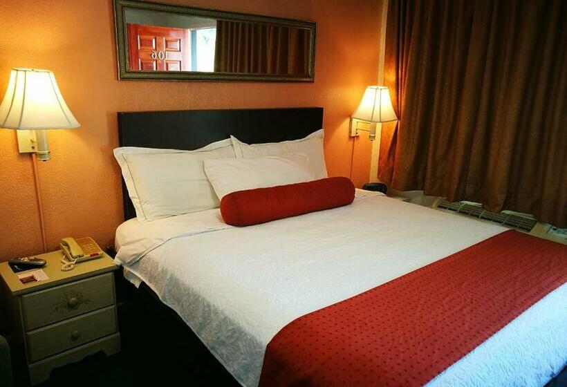 Номер Стандарт, Merida Inn And Suites