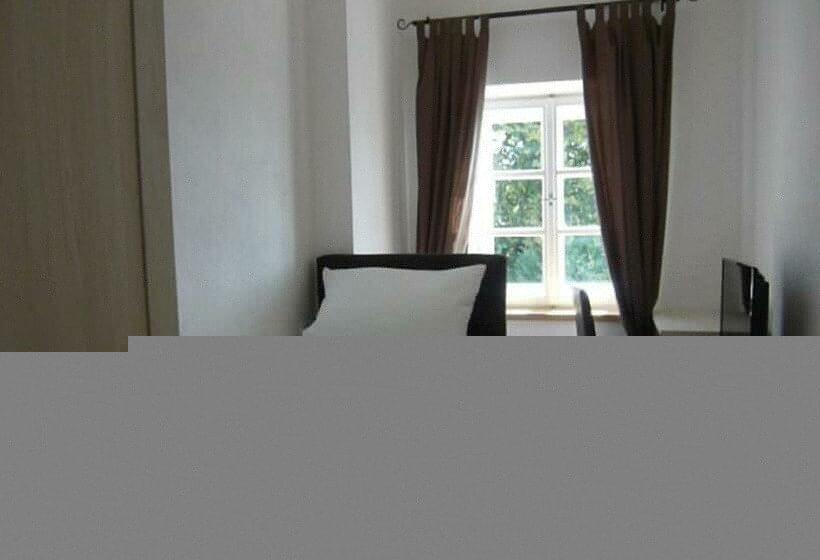 Номер Стандарт, Pension Lechner
