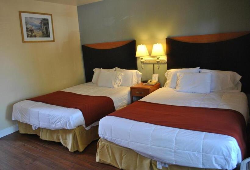 Номер Стандарт 2 Двуспальные Кровати, Sunset Motel