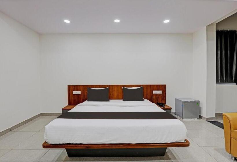 Трехместный Номер Классика, Collection O Kanha Inn