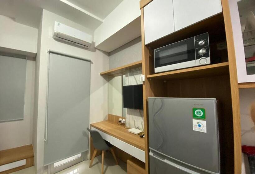 스탠다드 스튜디오, Shero Transpark Bekasi