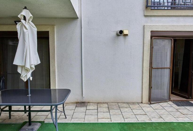Апартаменты 1 Спальня с Балконом, Apartament Mystic Promenada