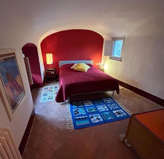 اتاق اجرایی سه نفره, Casa Kalù