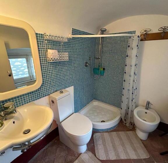 اتاق اجرایی سه نفره, Casa Kalù