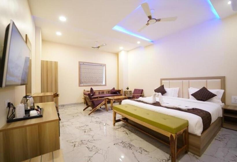 Номер Deluxe, Saffron Inn, Bhiwara