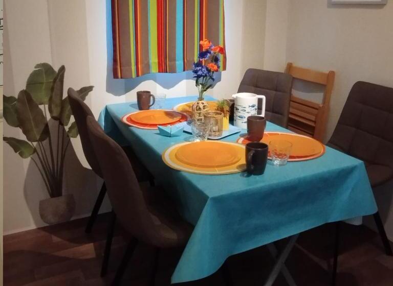 Семейное Бунгало, La Petite Maison C14   Hopla Bnb