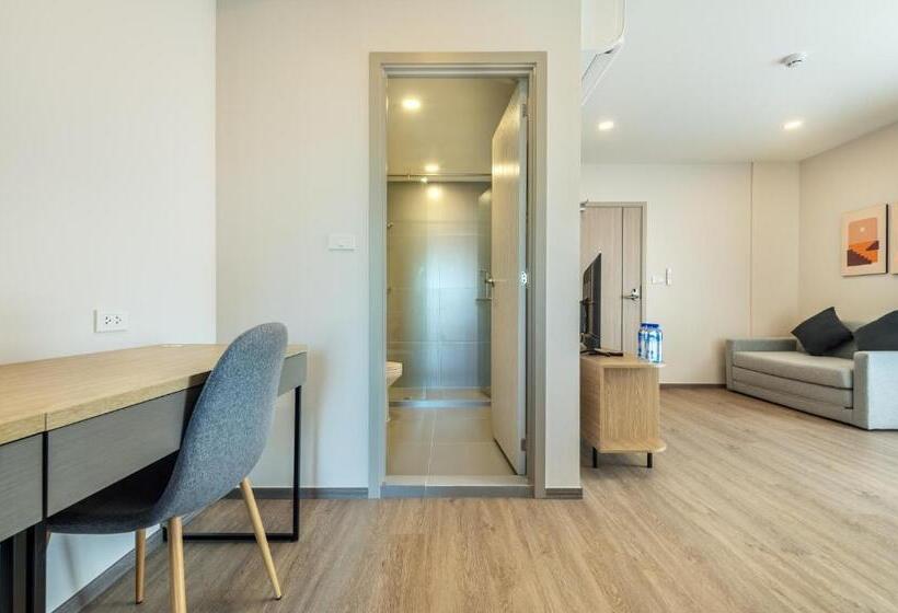 Номер Стандарт Трехместный, Salaya One Hotel & Service Apartment