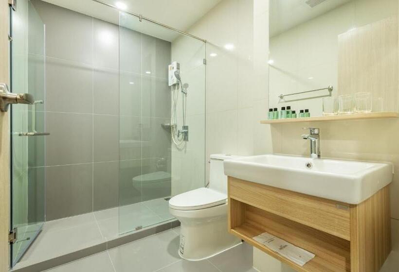 Трехместный Номер Deluxe, Salaya One Hotel & Service Apartment