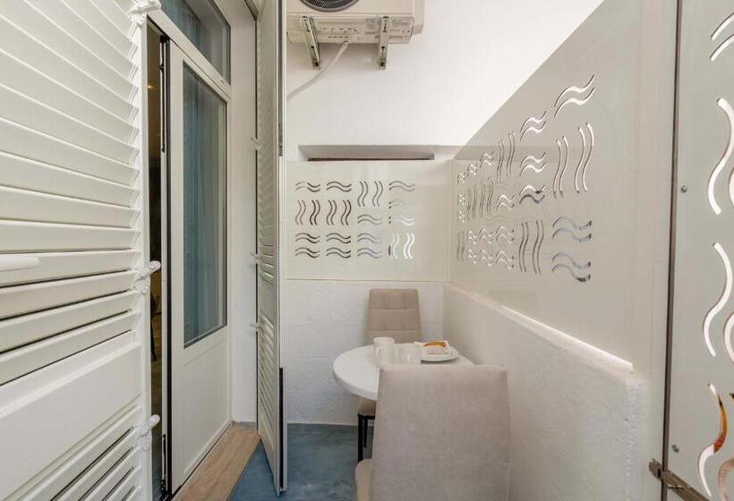 标准间带漩涡浴缸, Palazzo Stapane Suite Acquamarina By Barbarhouse